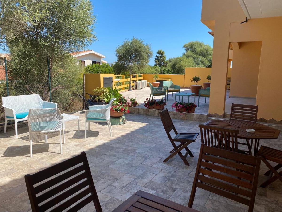 B&B Pettirosso San Teodoro  Exterior photo