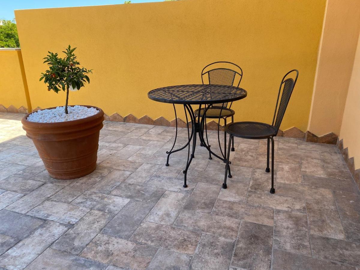 B&B Pettirosso San Teodoro  Exterior photo