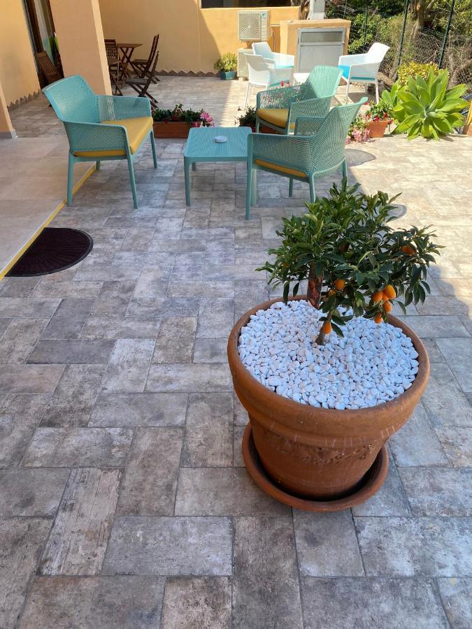 B&B Pettirosso San Teodoro  Exterior photo